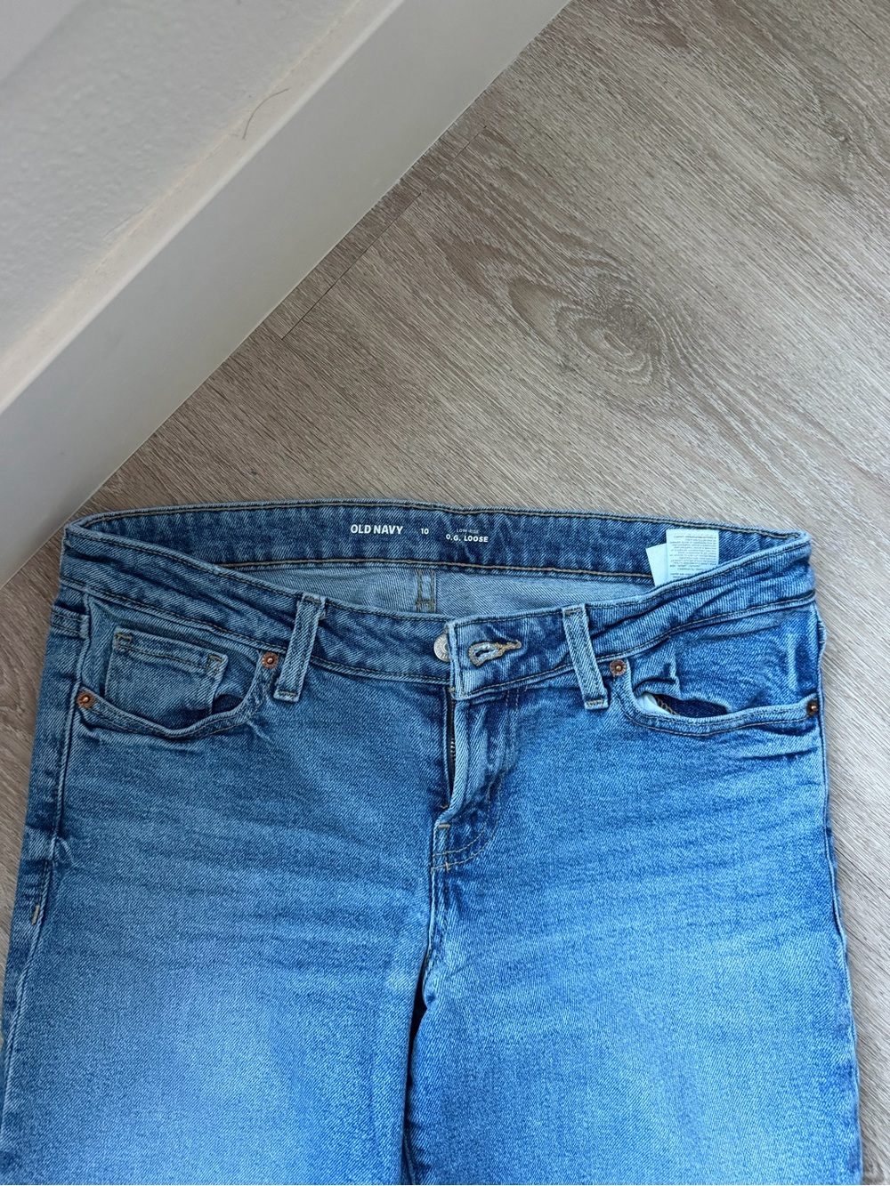 Old Navy Jeans - Picture 3 of 4
